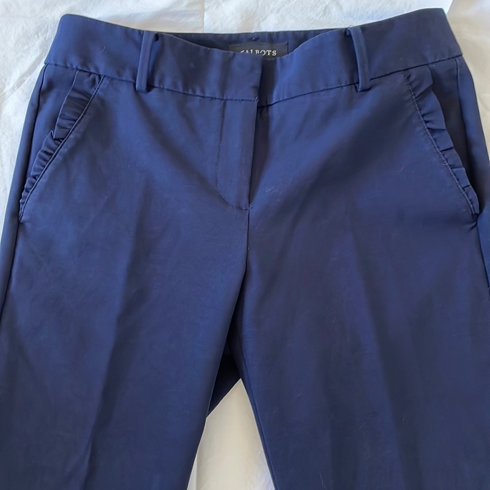 Navy blue trousers, ankle length